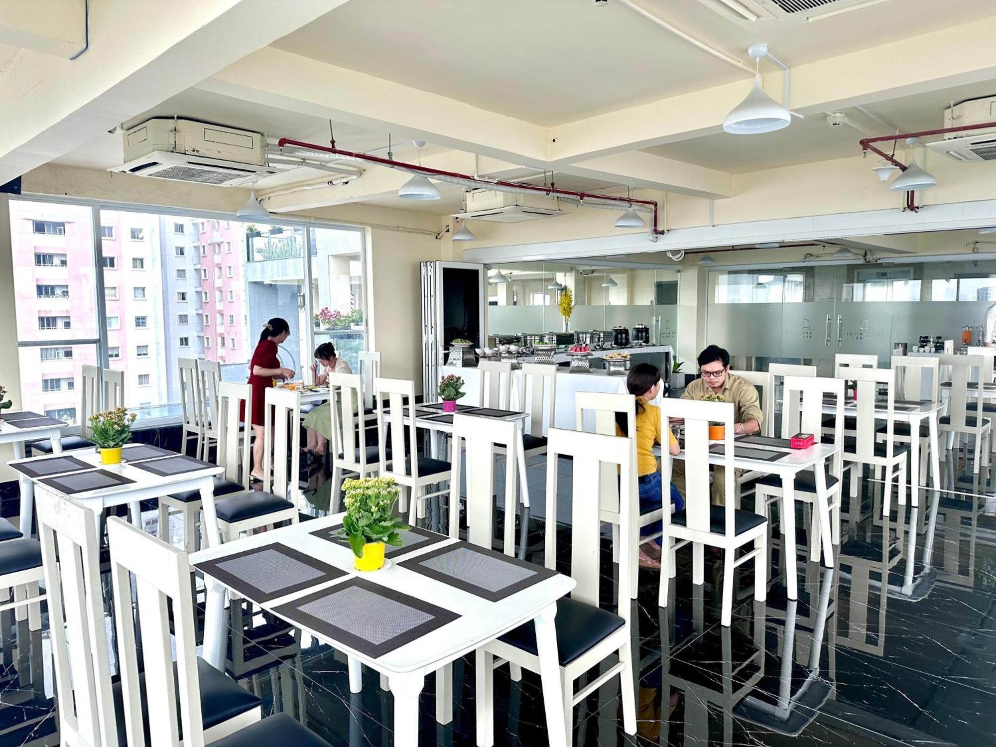 Huazhu Hotel Ho Chi Minh City Bagian luar foto
