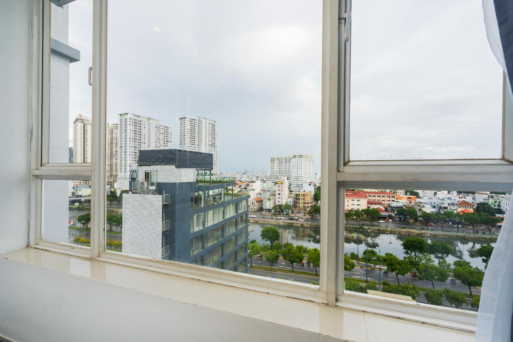 Huazhu Hotel Ho Chi Minh City Bagian luar foto